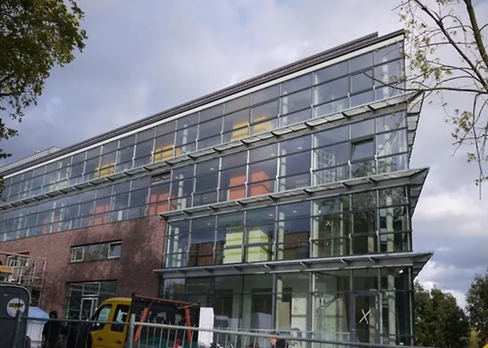 Horner Rennbahn Hostel *
